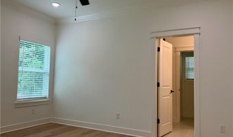 2 Fryer Ln, Bella Vista, AR 72715