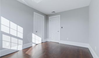 220 Vincent Ave, East Providence, RI 02914
