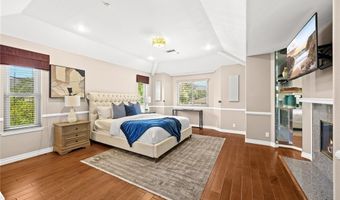 826 Country Oaks Ln, Arcadia, CA 91006
