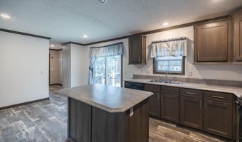 5 Braman St, Auburn, ME 04210