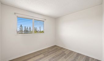 98-893 B Kaonohi St 79, Aiea, HI 96701