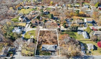 9 Orleans St, Johnston, RI 02919