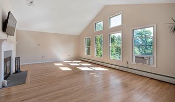 641 Altamont-Voorheesville Rd, Altamont, NY 12009