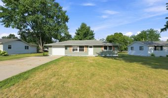 233 S Division St, Auburn, IN 46706