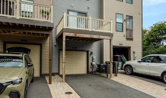 43406 OLD RYAN Rd, Ashburn, VA 20148