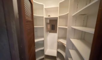 319 Kaelepulu Dr 202, Kailua, HI 96734