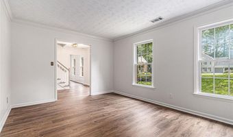 1802 Hedge Sparrow Ct NE, Roswell, GA 30075