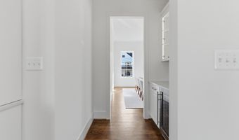 7705 HOLIDAY Ter, Bethesda, MD 20817