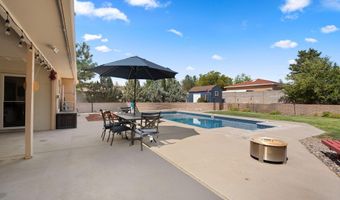 5208 Russell Dr NW, Albuquerque, NM 87114