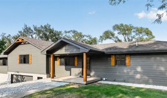 33944 Overton Cir, Adel, IA 50003
