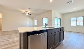 634 W Red Hawk Ct, Casa Grande, AZ 85122