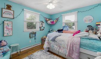12 Hidden Valley Ln, Lincoln, RI 02865