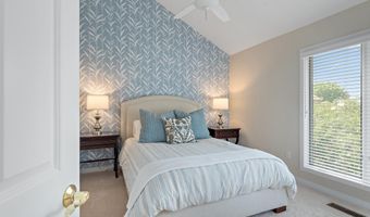 11 CHESAPEAKE Lndg, Annapolis, MD 21403
