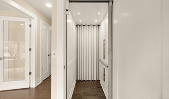 153 WINSOME Cir, Bethesda, MD 20814