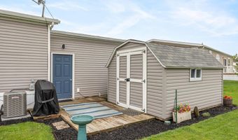 11700 Danton Dr, Allendale, MI 49401