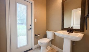 105 E EDEN Vly, Adkins, TX 78101
