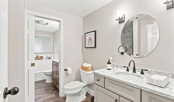 38 Stone Trl B, North Providence, RI 02904