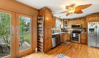 2851 W 2nd Ave, Buffalo, WY 82834