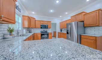 27 Garland Ball Dr, Alexander, NC 28701