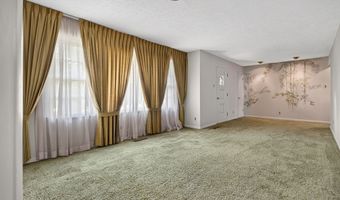 120 Pineview Dr, Albany, KY 42602