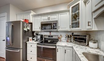 895 Woodlawn Rd UNIT 3, Bardstown, KY 40004