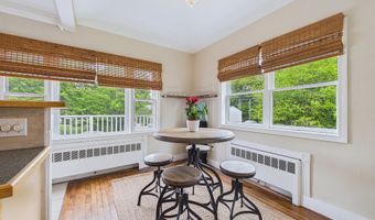 38 Mary Carroll St, Auburn, ME 04210
