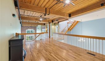 1 Tupperware Dr 316, North Smithfield, RI 02896