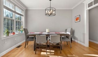24 Lynn Dr, Attleboro, MA 02703