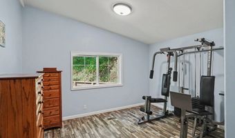 22475 SE Royal Anne Dr, Amity, OR 97101