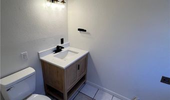 2 Lancaster Dr, Bella Vista, AR 72715