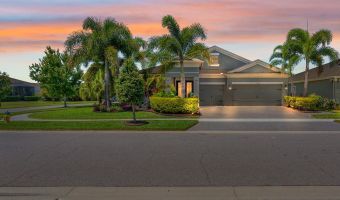 7702 PARADISO Dr, Apollo Beach, FL 33572