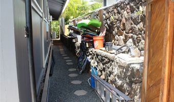44-137 Kalenakai Pl, Kaneohe, HI 96744