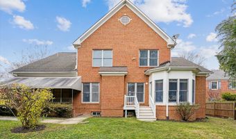 5704 MAIDEN Ln, Bethesda, MD 20817