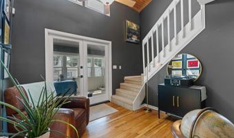 818 Chelsea Ave, Columbus, OH 43209