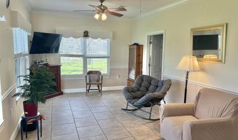 2259 E Laurel St, Atmore, AL 36502