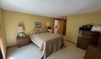 35 Woodland Pines Rd, Bartlett, NH 03812