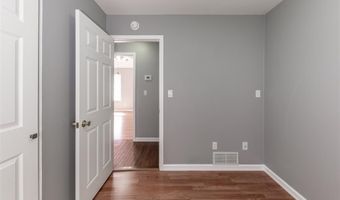 1409 Castle Mill Dr, Arnold, MO 63010