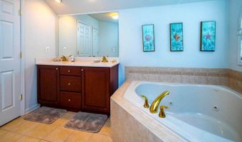 27 Brittany Ct, Atlantic Highlands, NJ 07716