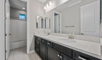 903 W GLACIER Dr, Chandler, AZ 85248