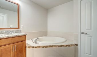 22489 NAUGATUCK Sq, Ashburn, VA 20148