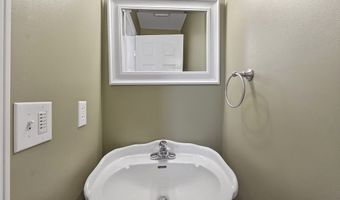 47 Stonehenge Dr, Bentonville, AR 72712