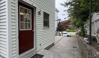 50 Lincoln Ave 1 R, Danbury, CT 06810