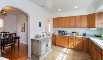 619 Oak St, Santa Rosa, CA 95404