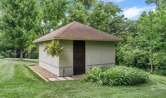500 36th St NW, Austin, MN 55912