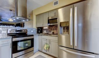 5820 43RD Ter N 1406, St. Petersburg, FL 33709