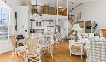 10 Pierhead Dr, Barnegat, NJ 08005