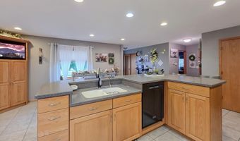 17431 300Th St, Aplington, IA 50604