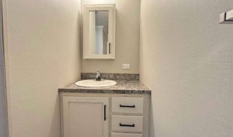 7055 Quarry Rd 8, Amherst, OH 44001