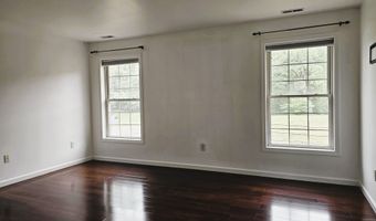 48 Meadow Brook Rd, Brookfield, CT 06804