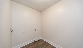 218 NE Mandy Ln, Ankeny, IA 50021